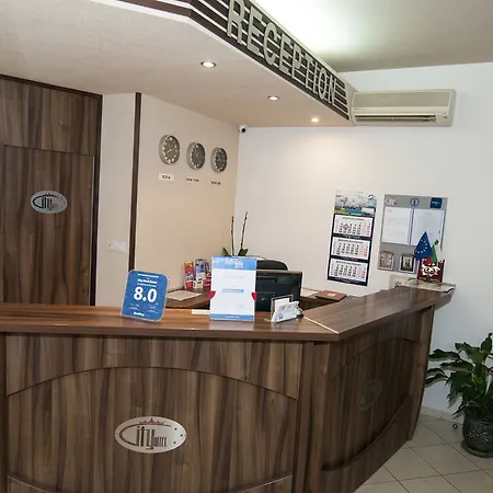 Hotel City Mark Hotel 2*