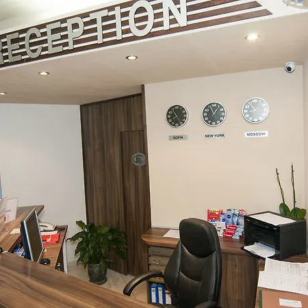 City Mark Hotel 2* Warna
