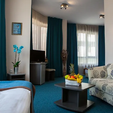 City Mark Hotel 2*